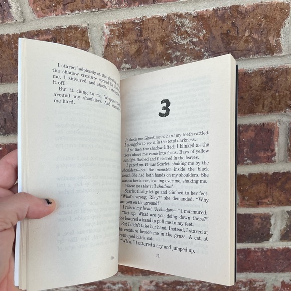 Paperback Goosebumps SlappyWorld Escape From Shudder Mansion R.L. Stine Book - Picture 7 of 8